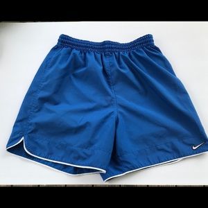 Women’s Nike running shorts size small
